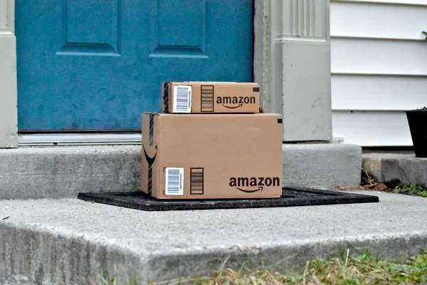 Amazon boxes delivered to a house — Stock Photo, Image