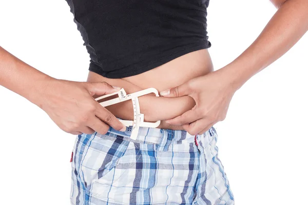 Fiatal nők kövér hasa zsír mérőkörzők mérés — Stock Fotó