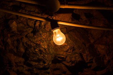 Tüneli'nde eski lapm