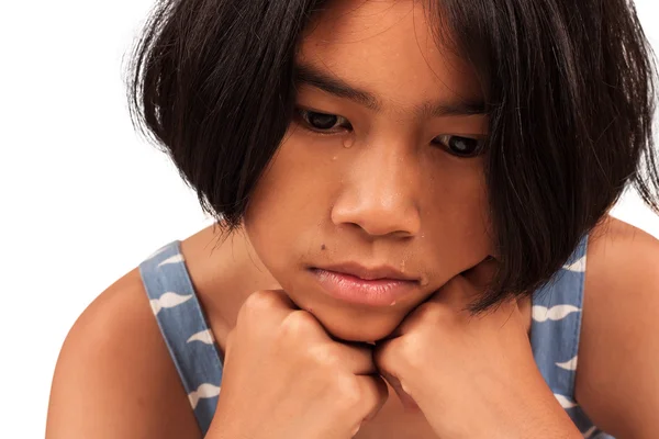 Bonito menina triste e chorar isolado fundo — Fotografia de Stock