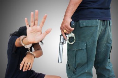 bulanık, izole kavramı insan, zincir üzerinde el kızı ticareti