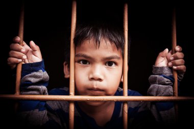 Asyalı çocuk el hapiste, vintage sesi