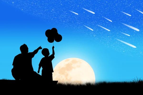 Sziluettjét, apa és fia lásd csillag az égen — Stock Fotó