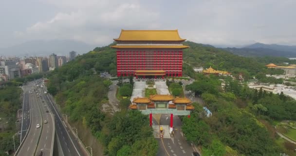 Flygfoto av Grand Hotel i Taipei, Taiwan — Stockvideo