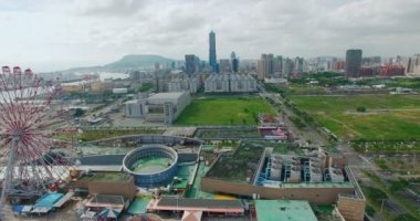 Kaohsiung şehrin havadan görünümü 