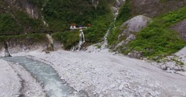 Hava atış Changchun (ebedi bahar) Tapınak, Taroko Milli Parkı