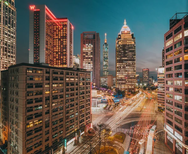 Taipei Stadsgezicht Drukke Kruising Nachts Taiwan — Stockfoto