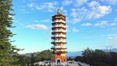 Nantou 'daki Pa Cien Pagoda, Tayvan Pacien pagoda, Güneş Ay Gölü, Nantou, Tayvan