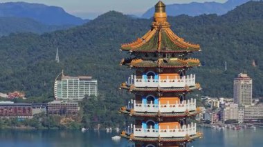 Nantou 'daki Pa Cien Pagoda, Tayvan Pacien pagoda, Güneş Ay Gölü, Nantou, Tayvan