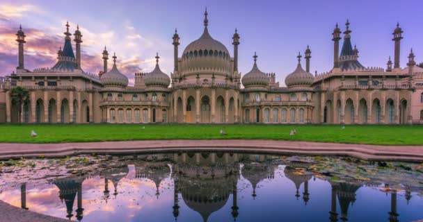 Koninklijke paviljoens van Brighton Sunset, dag tot nacht, Engeland — Stockvideo