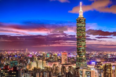 Gün batımında Taipei City