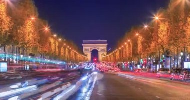 Triumph arch, gece