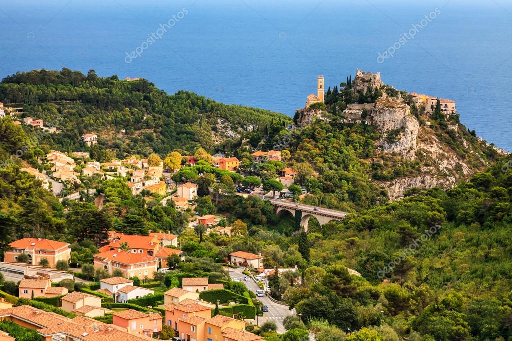 Eze Village dans les AlpesMaritimes, sud de la France — Photographie