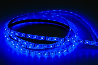 led şerit ışıklar: mavi renk