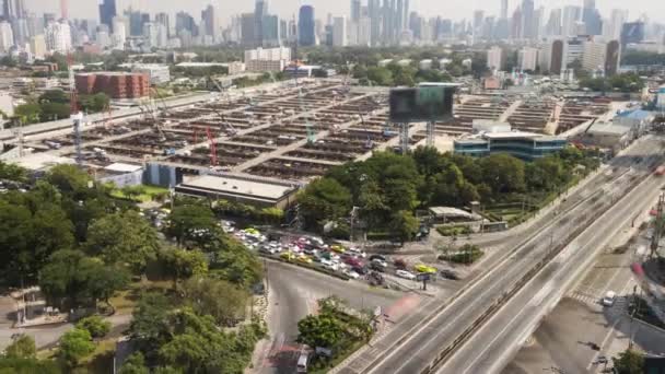 Upływ Czasu Budowie Dźwigi Transport Samochodowy Skrzyżowaniu Dróg Centrum Azji — Wideo stockowe