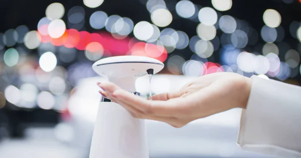 Close Hand Asian Woman Using Hand Sanitizer Alcohol Gel Dispenser — Stock Photo, Image