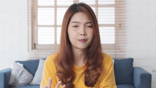 Grupo Jóvenes Empresarios Asiáticos Compañero Trabajo Oficina Videollamada Línea Reunión — Vídeos de Stock