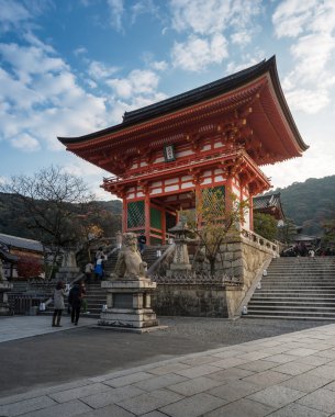 Kiyomizu-dera Tapınağı kapısı kyoto, Japonya