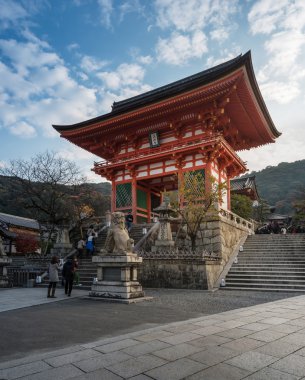 Kiyomizu-dera Tapınağı kapısı kyoto, Japonya