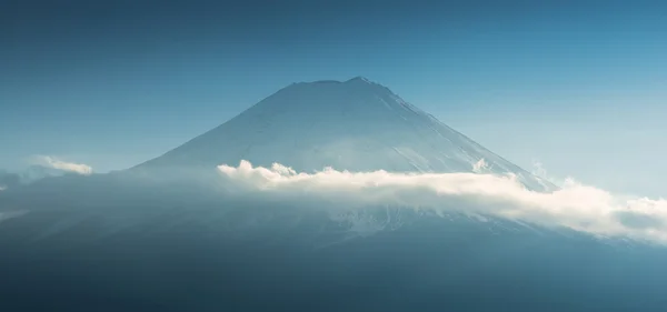 Συννεφιά με βουνό Fuji — Φωτογραφία Αρχείου