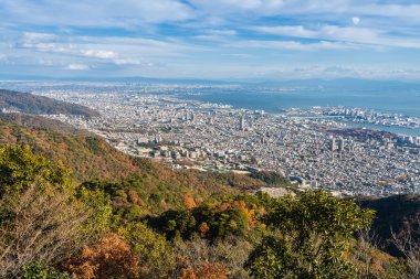 Mt. Maya Kansai bölgesinden çeşitli Japon şehirlerde görünümünü