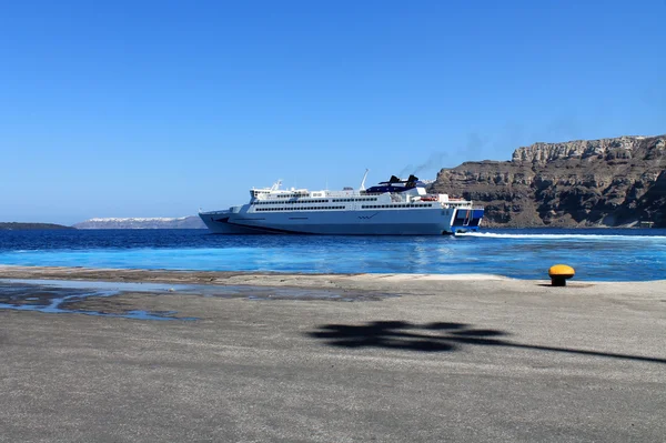 Geminin denizde, Yunanistan, Santorini