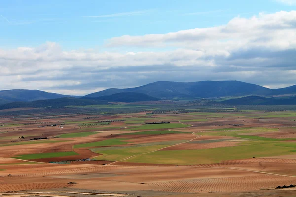 Dağlar ve İspanya, Castilla La Mancha alanları