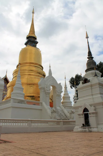 Golden Stoupa in Thailand. — Stok fotoğraf