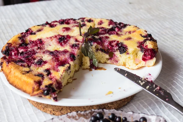 Frenk üzümü pasta, el yapımı hamur işleri