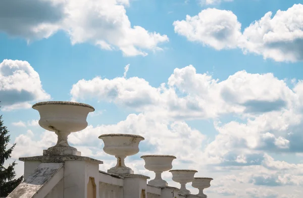 büyük mavi gökyüzü