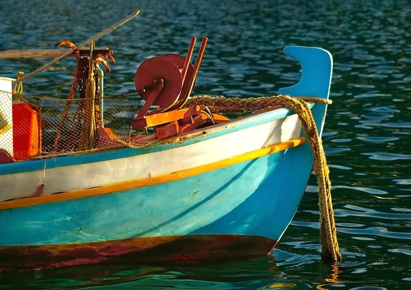 Griechisches traditionelles Fischerboot — Stockfoto