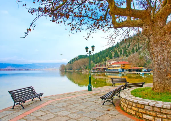 Yunanistan güzel göl