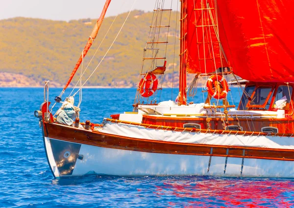 Boog van een oude zeilboot — Stockfoto