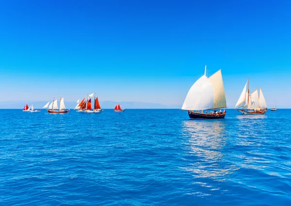 Classic wooden sailing boats — Stock Photo, Image