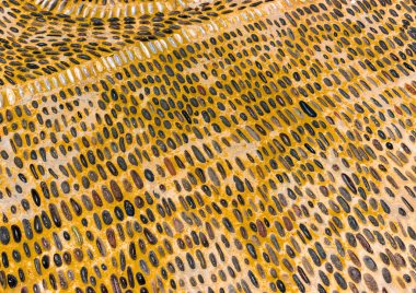 Güzel taş desen yaptı