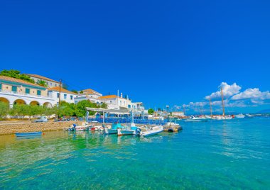 Balık tutma ve yelkenli tekneler