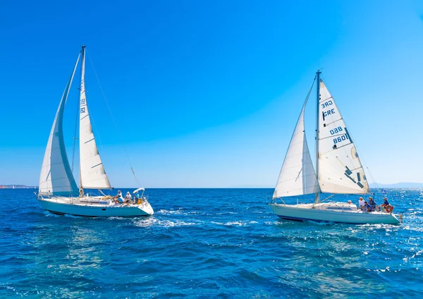 Racing sailing boats during a regatta — Stock Photo, Image