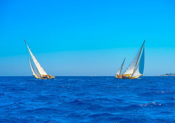 Klasik ahşap yelkenli tekneler — Stok fotoğraf