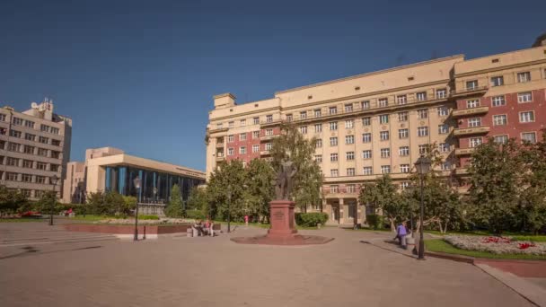 Hermoso edificio, Novosibirsk City, Rusia, Time lapse (Hyper Lapse ) — Vídeos de Stock