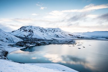 Yayla İzlanda Mavi Göl