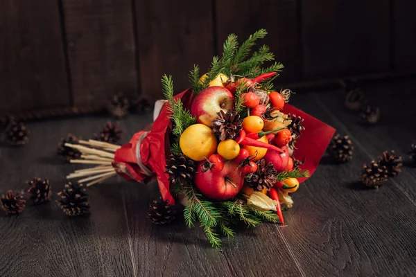 Original bouquet of vegetables and fruits — Stock Photo, Image