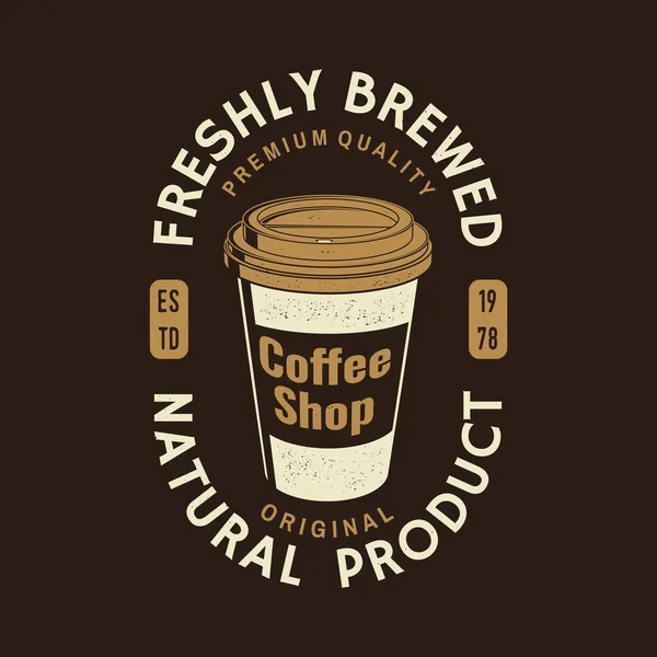 Logotipo da loja Coffe, modelo de crachá. Vector . Desenho tipográfico com silhueta de xícara de café de papel. Modelo para menu para restaurante, café, bar, embalagem — Vetor de Stock