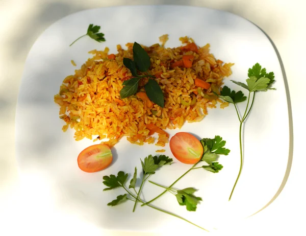 Lecker duftendes Pilaf. — Stockfoto