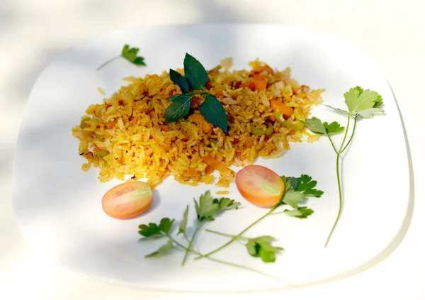 Gustoso pilaf profumato . — Foto Stock