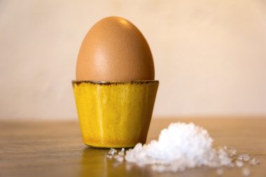 Tuz ile eggcup