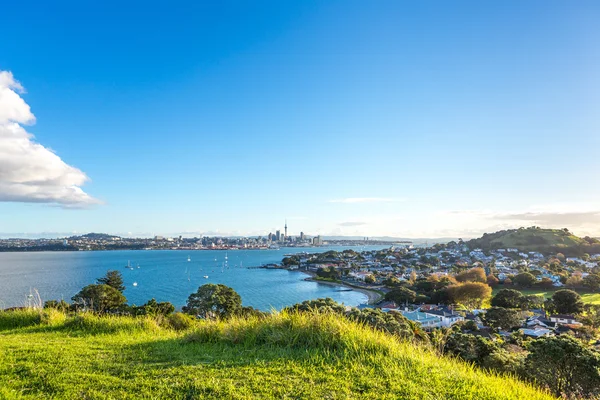 Coucher de soleil vue sur Auckland city — Photo