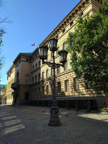 Латвия, Рига. Латвийский сейм. Здание в старой Риге, где работает парламент Латвии.