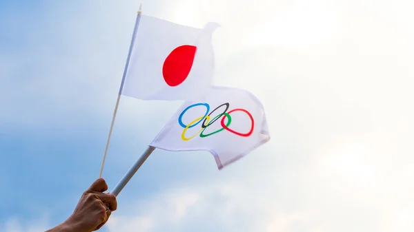 Fan Waving National Flag Japan Olympic Flag Symbol Olympics Rings — Stock Photo, Image