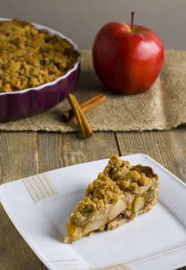 Elmalı pasta kek ile.