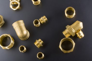 Pirinç uydurma, Birliği ve gate valf.